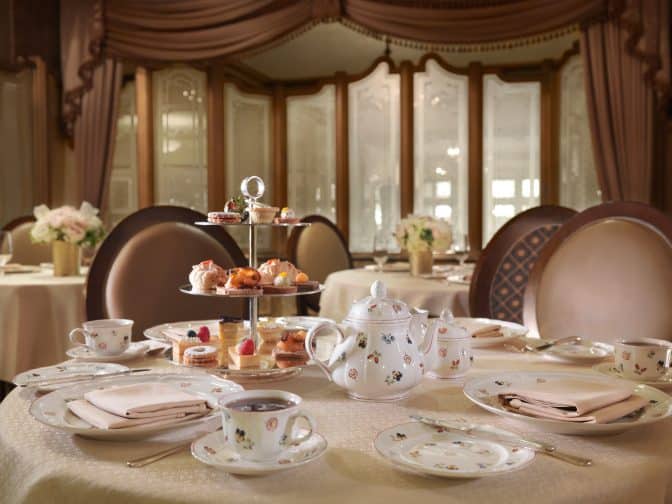 The Peabody Memphis Hotel is a grand Southern hotel, filled with tradition like afternoon tea. Peabody Hotel 2015 © Trey Clark for The Peabody Hotel