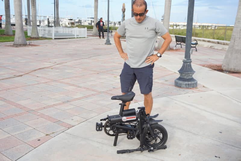 The Defiance Tools B2 Electric Bike is a life saver when traveling onboard Saltwater Gypsea. And it's small size and light weight make it easy to store.