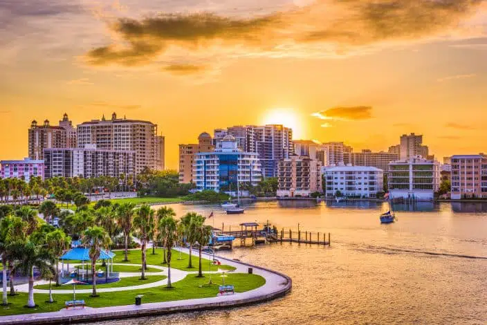 Sarasota bay at sunset, the perfect place for a mother's day weekend getaway