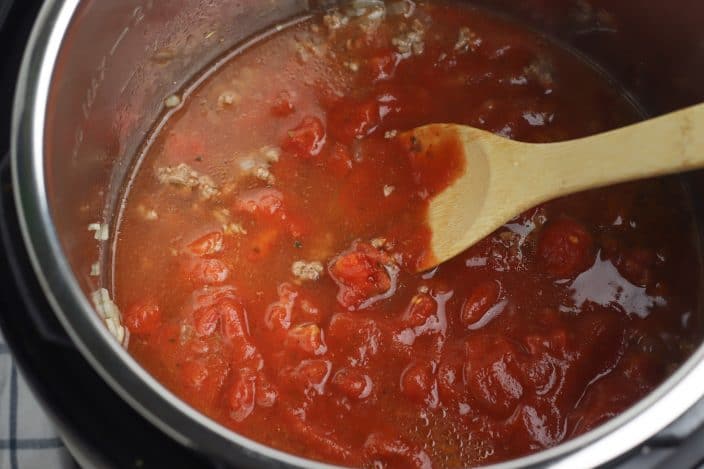 meat sauce in an instant pot