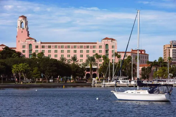 the Vinoy hotel in St. Pete, where to stay for a ,mother's day weekend getaway