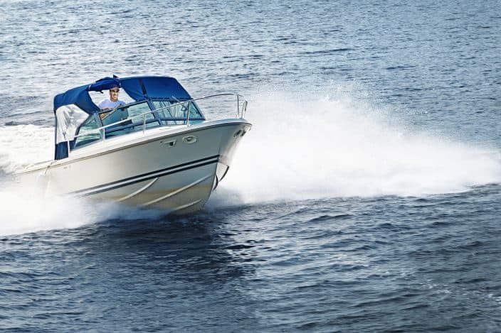  Picture of a man boating in the sea. 